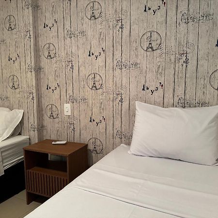 Apartamento Climatizado Ao Lado Do Premium Hosp. 戈亚尼亚 外观 照片