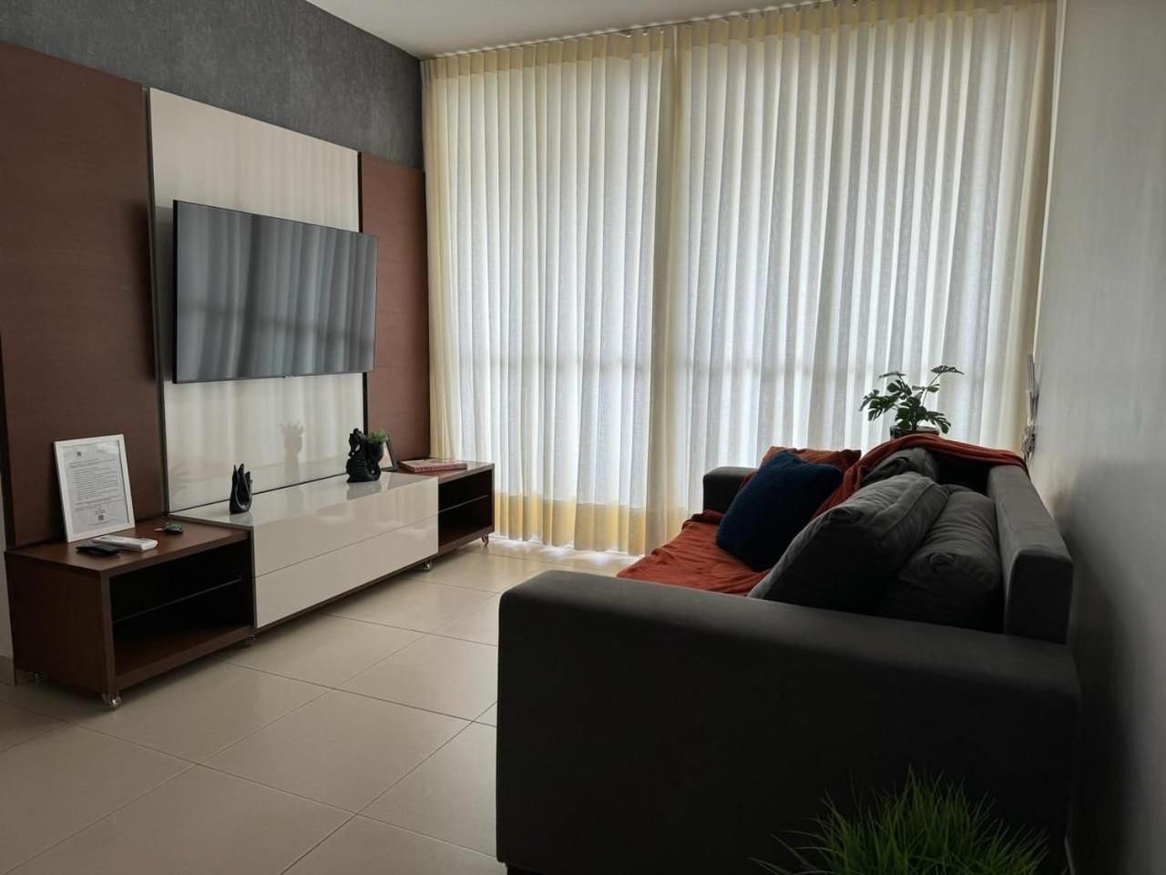 Apartamento Climatizado Ao Lado Do Premium Hosp. 戈亚尼亚 外观 照片